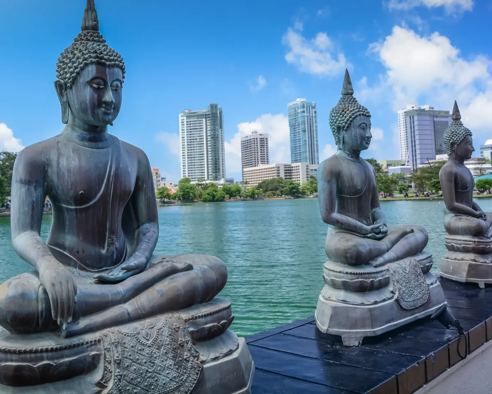 Seema-Malaka-Temple-colombo-sri-lanka
