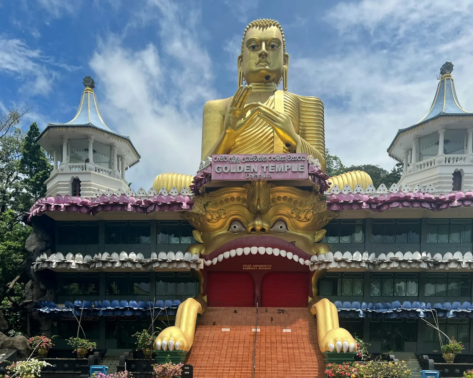 secret-travel-guide-eDmGBJDmo04-unsplash